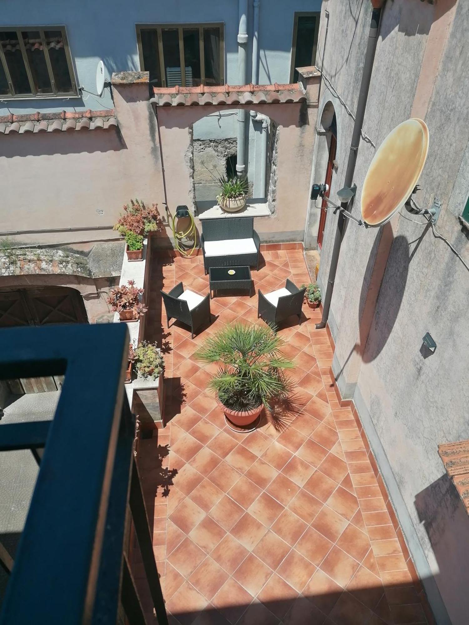 Bed and Breakfast La Casa Di Astrea Caiazzo Экстерьер фото